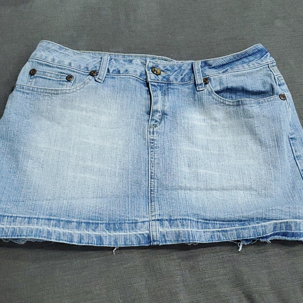 💥50% sale💥Highway jean skirt sz9 cotton blend #681